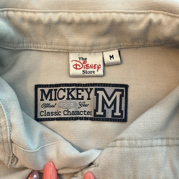 Mickey Mouse Disney button down front shirt - Picture 3 of 9